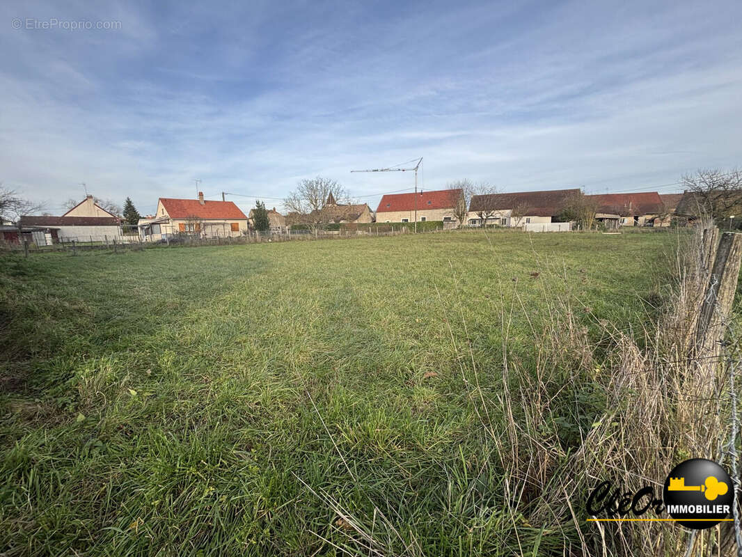 Terrain à ANNOIRE