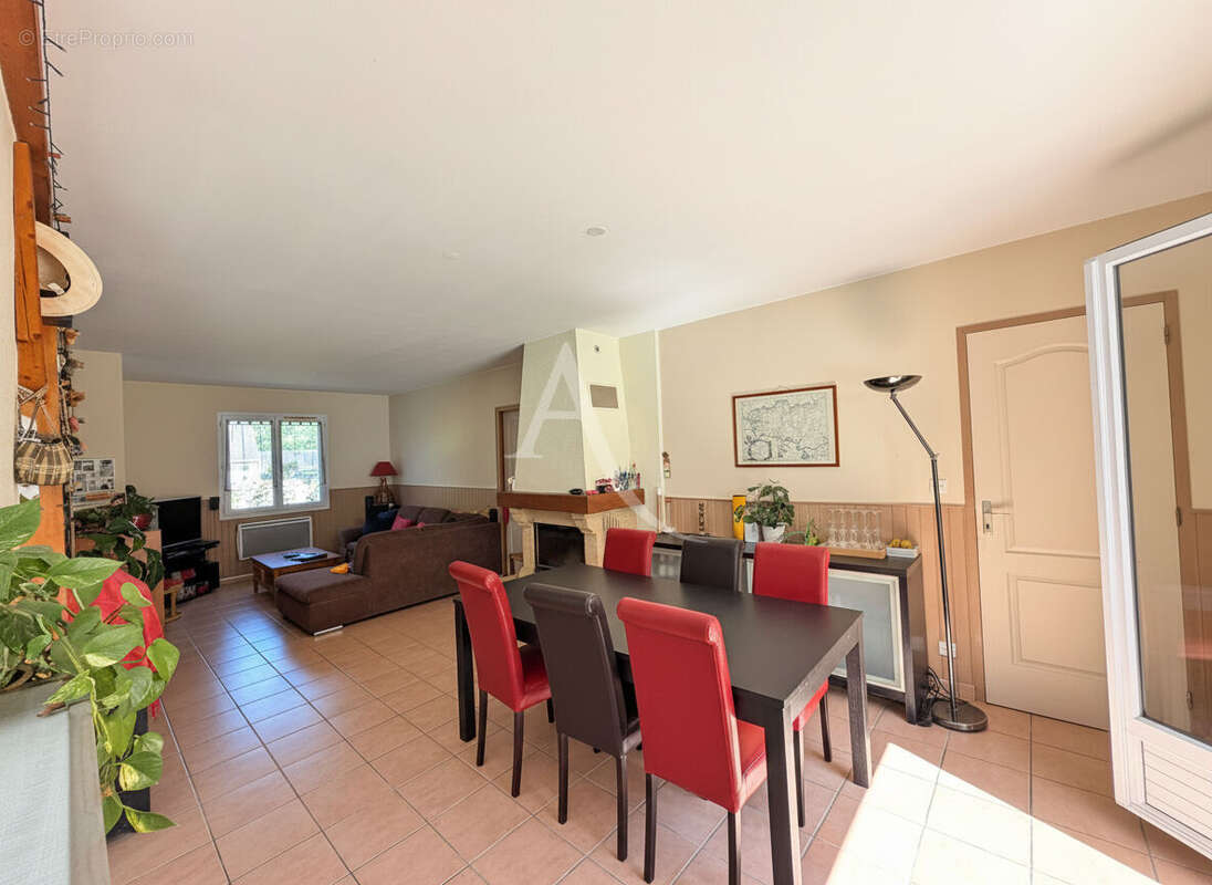 Maison à SAFFRE
