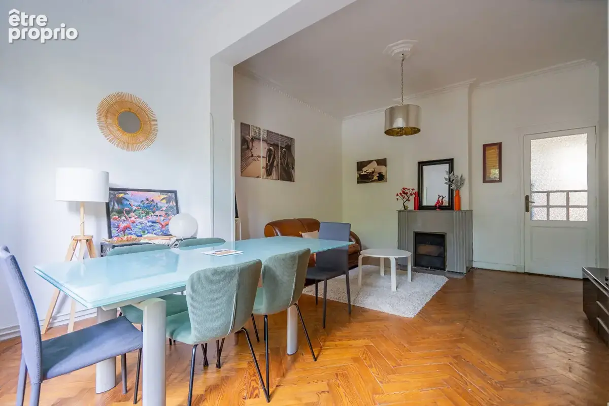 Le Bouscat / Parc Bordelais - Maison en pierre de 124 m², 4 chambres, jardin / terrasse, balcon et cave - photo 5