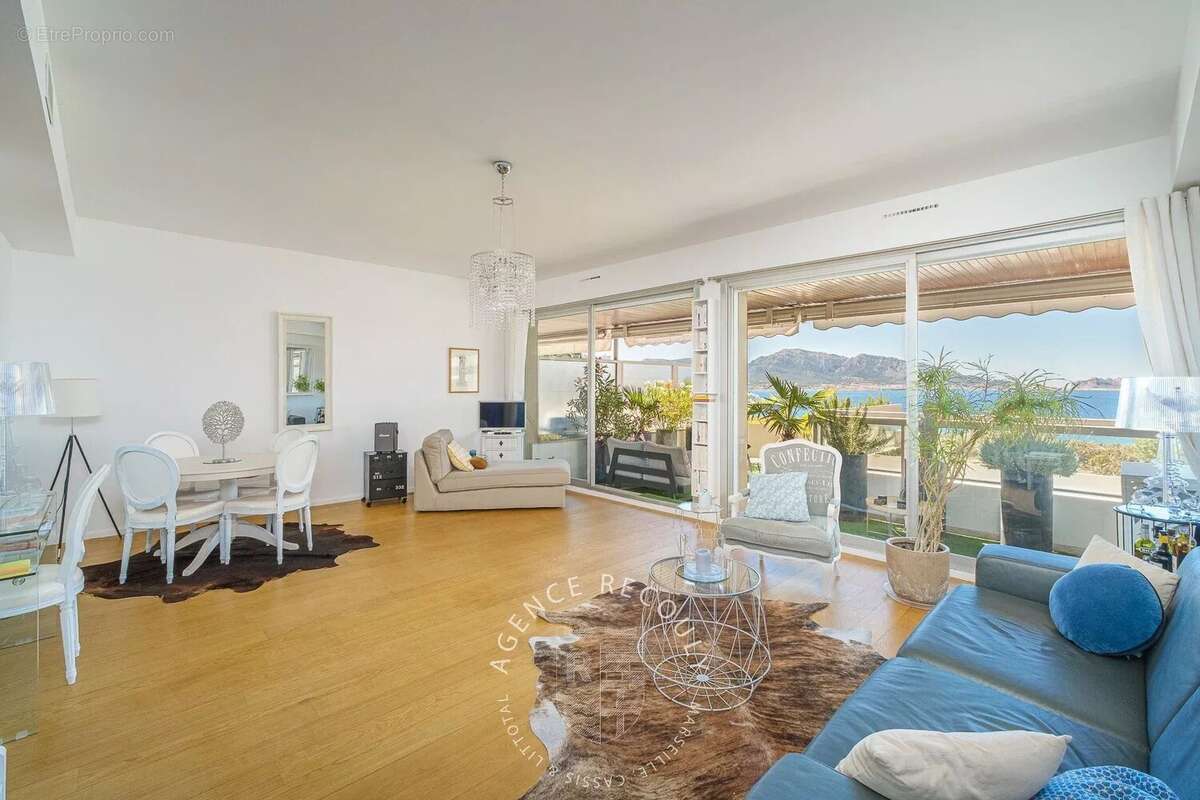 Appartement à MARSEILLE-7E