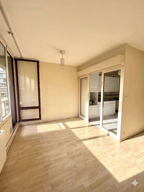 Appartement à BAGNOLET