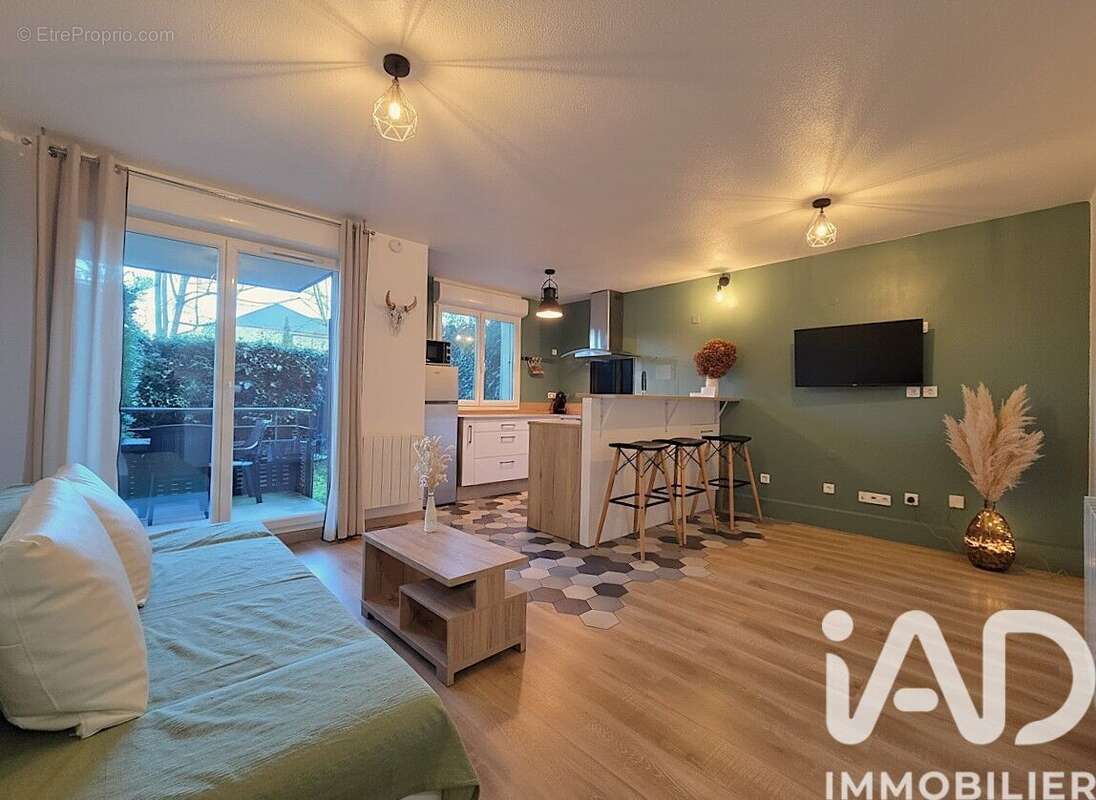 Photo 2 - Appartement à ONET-LE-CHATEAU