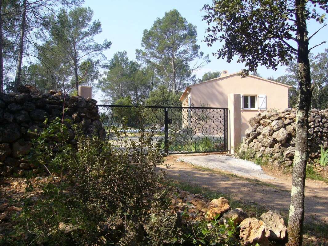 Maison à MONTFORT-SUR-ARGENS