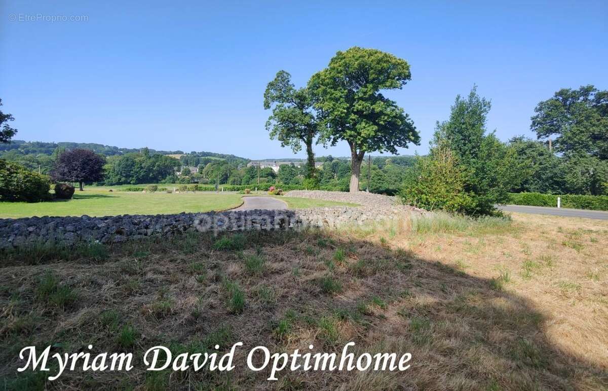 Terrain à bâtir de 2 260 m² proche de Gouarec - photo 5