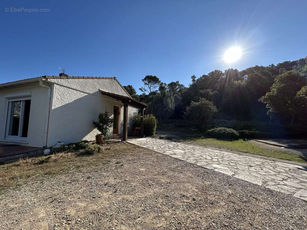 Maison à BAGNOLS-SUR-CEZE