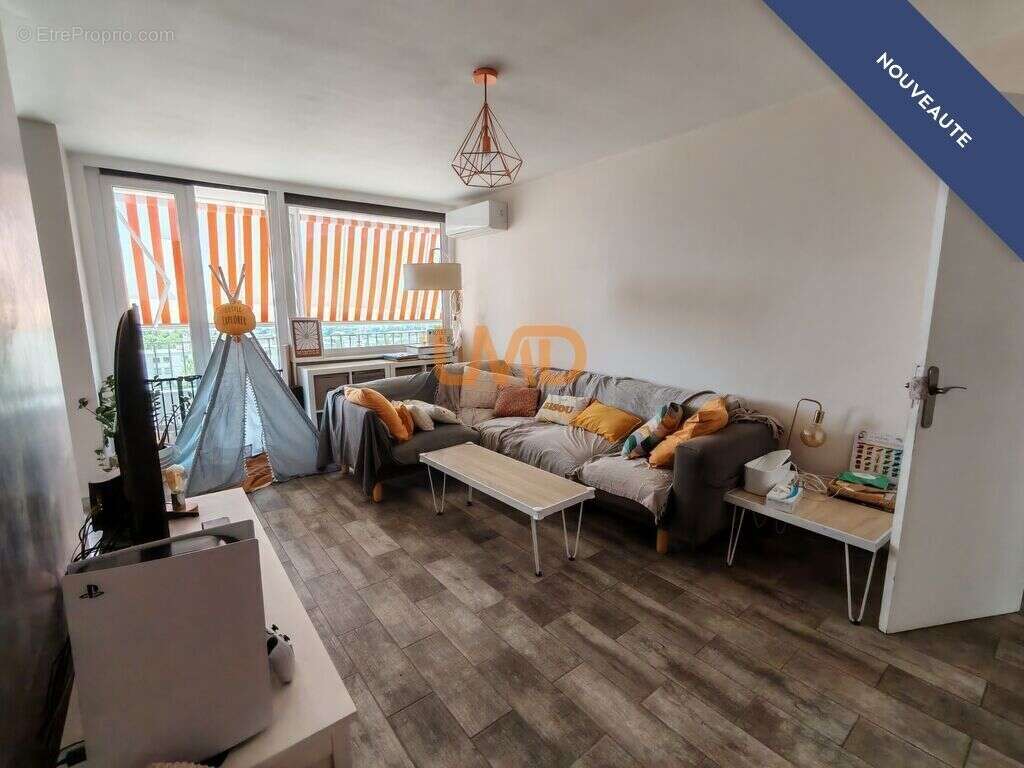 Appartement à MARSEILLE-9E