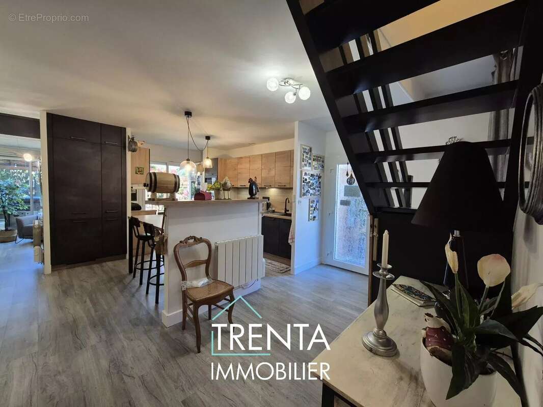 Maison à LE GRAND-LEMPS