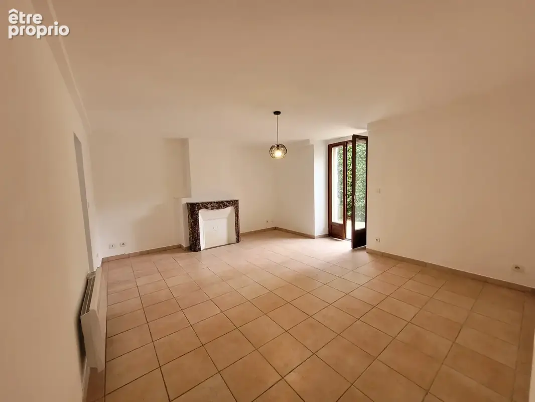 Appartement f2 - auneau centre ville - photo 1