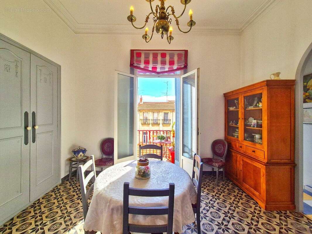 Appartement à BEZIERS