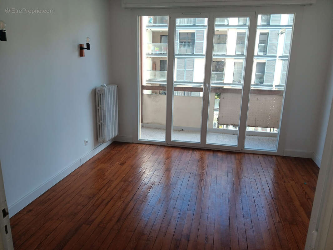 Appartement à AIX-LES-BAINS