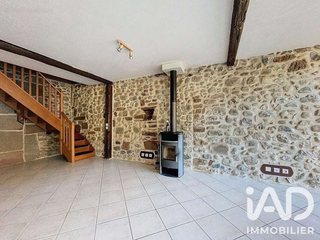 Photo 3 - Maison à VIRY
