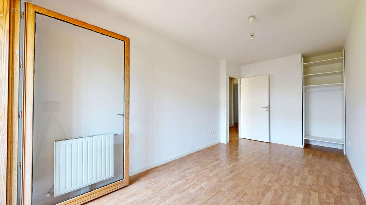 Appartement à L'ILE-SAINT-DENIS