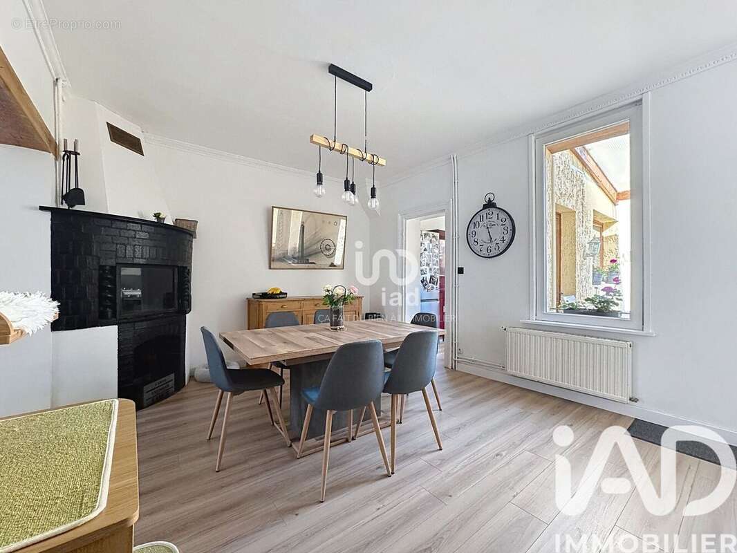 Photo 2 - Maison à LE PORTEL