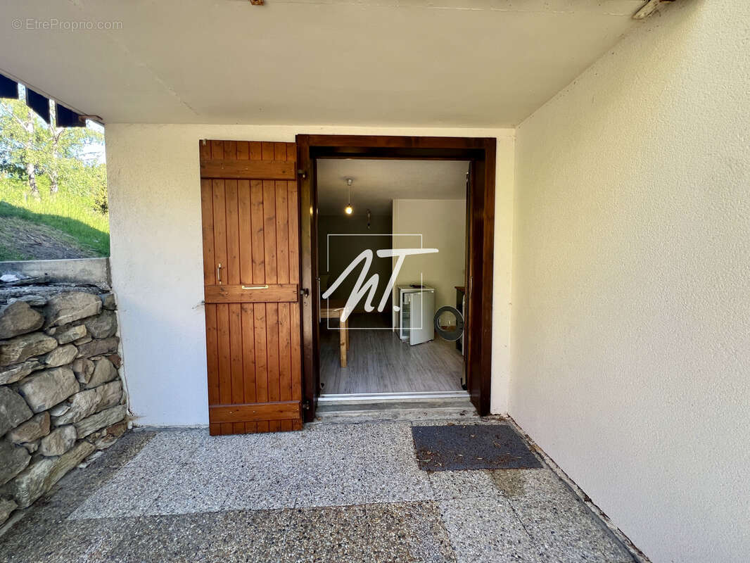 Appartement à LE BIOT