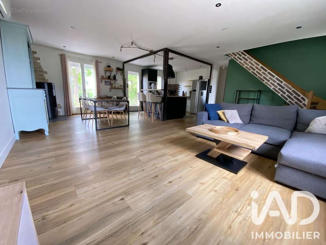 Photo 3 - Maison à PERRUSSON