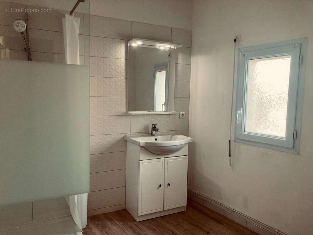 Maison de village avec de vastes espaces de vie - photo 11