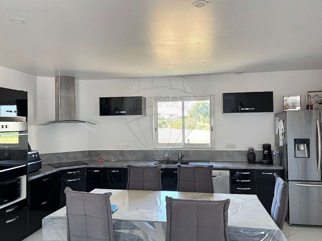 Maison à SAINT-SULPICE-DE-ROYAN