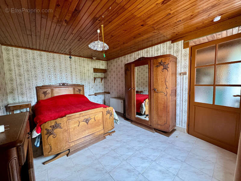 Maison à MORANNES