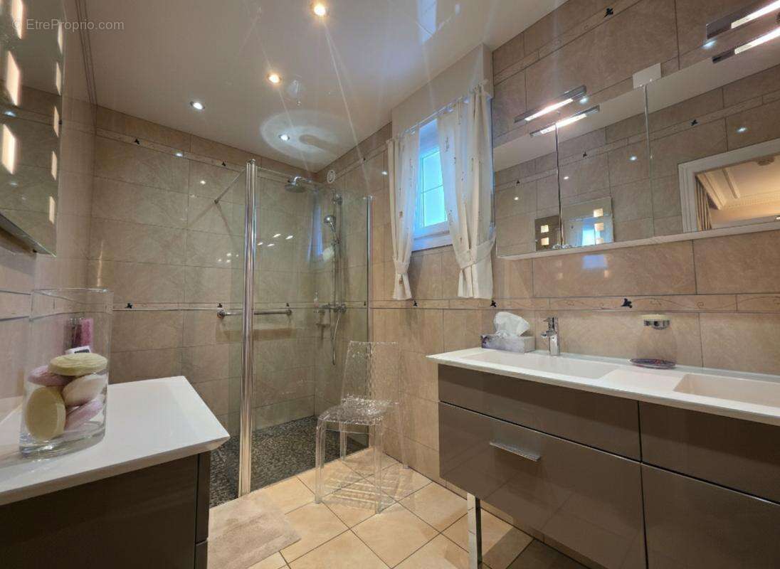 Maison à LE CATEAU-CAMBRESIS