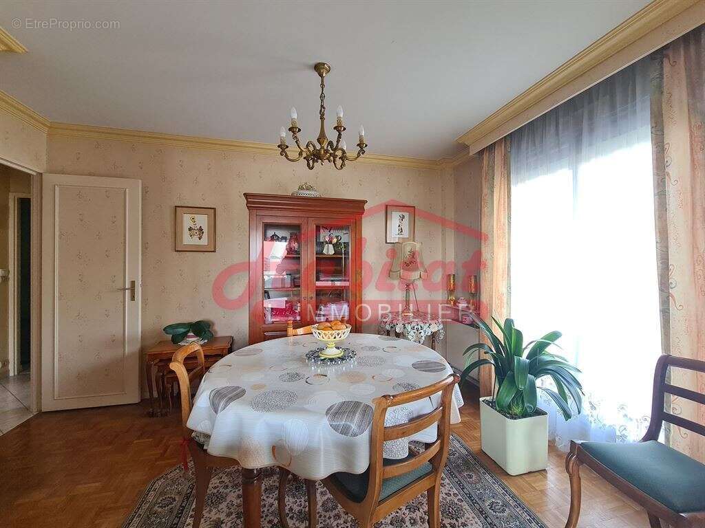 Appartement à CHELLES