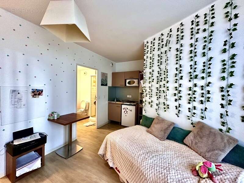 Appartement à MARSEILLE-1E