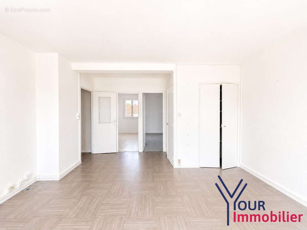 Appartement 60 m² à Grigny  - photo 2