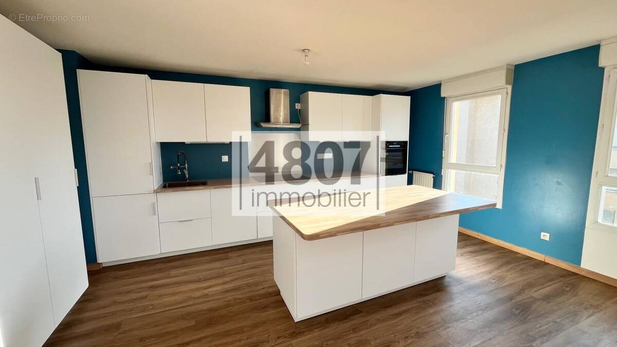 Appartement à SAINT-JULIEN-EN-GENEVOIS