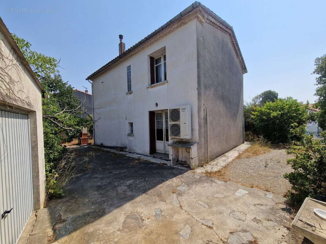 Pavillon 4 faces de type 5 avec garage et jardin - photo 8