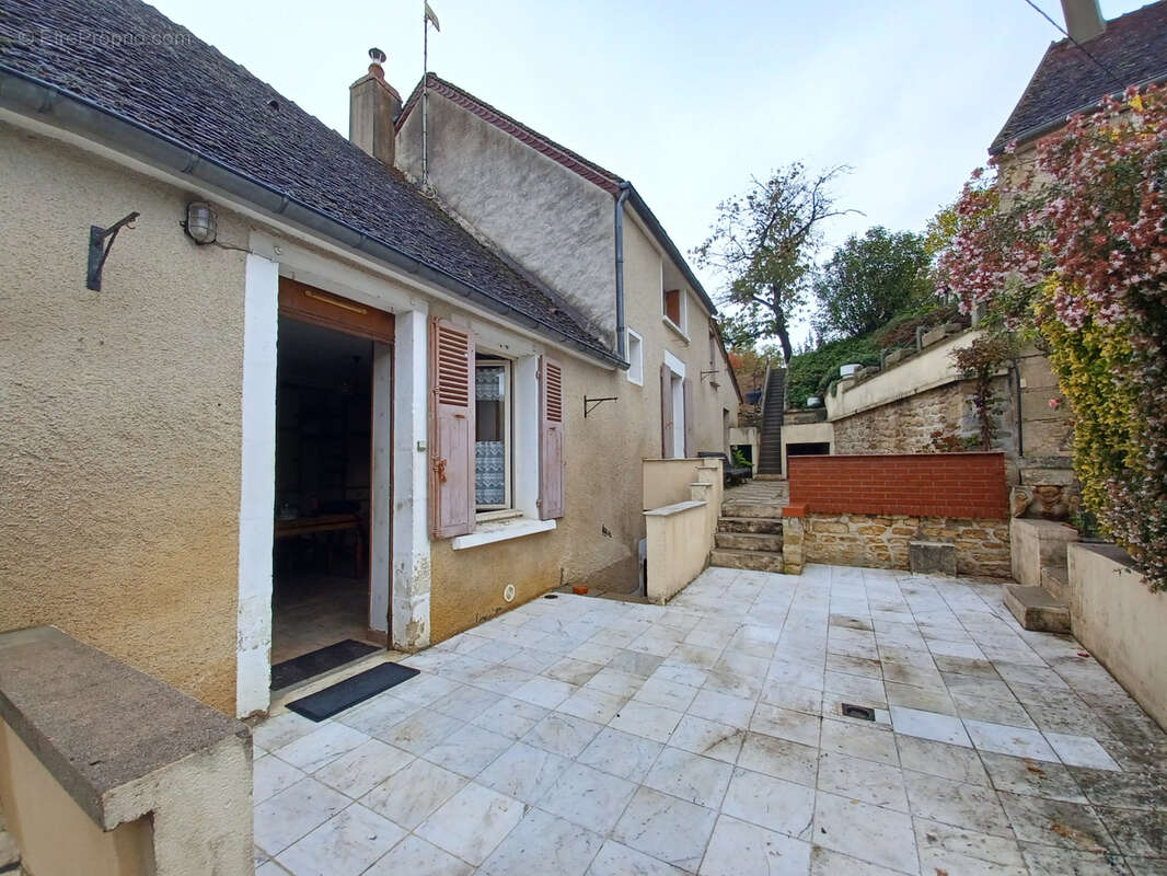 Maison à NARCY
