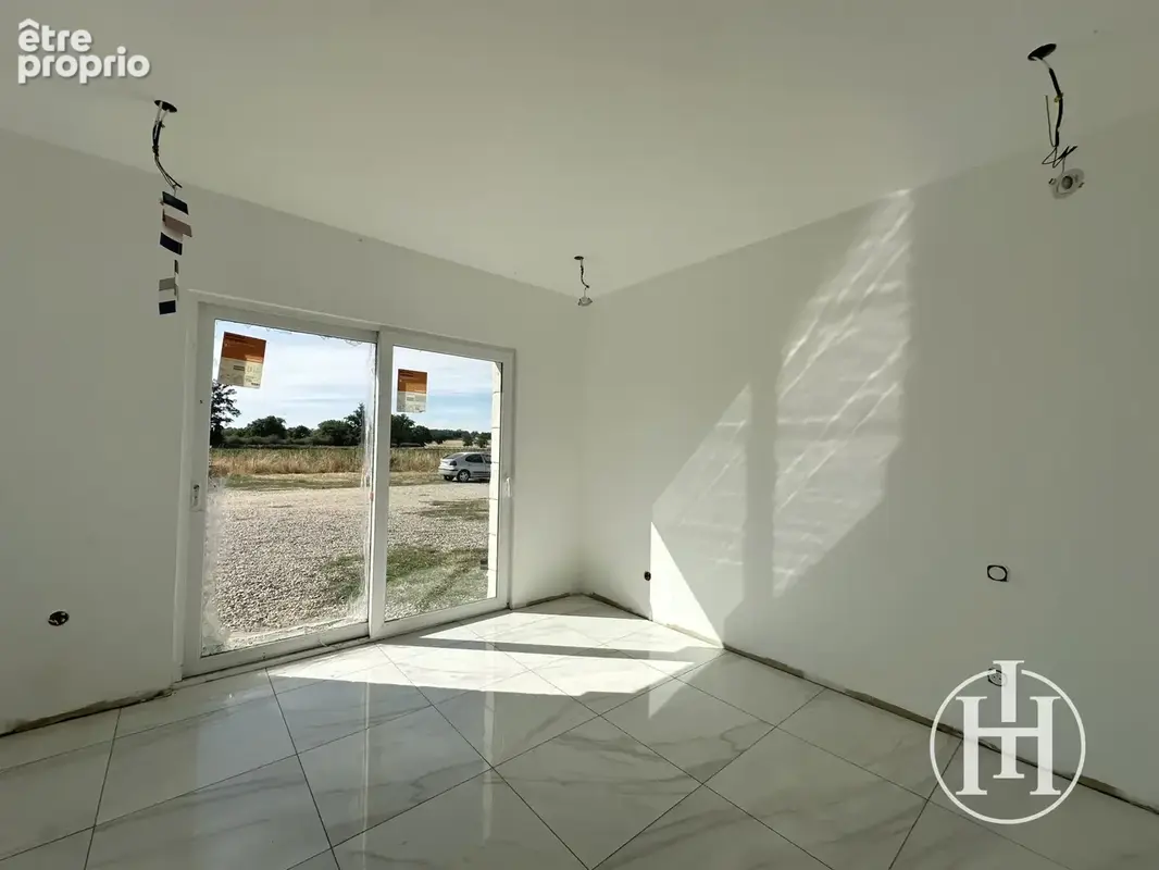 EXCLUSIVITÉ : Pavillon neuf de plain-pied   150 m2   4 chambres   4 000 m2 de terrain - photo 6