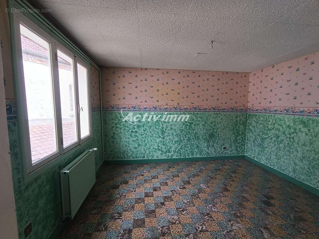 4282 6 - Maison à HESDIN