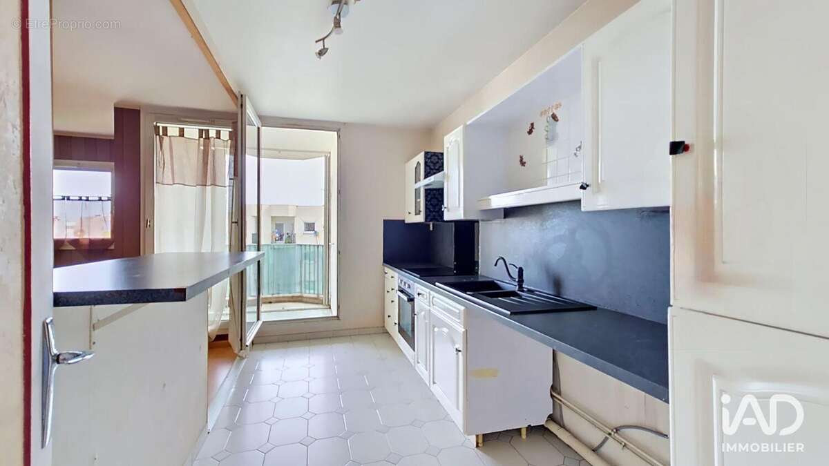 Photo 3 - Appartement à CHENNEVIERES-SUR-MARNE