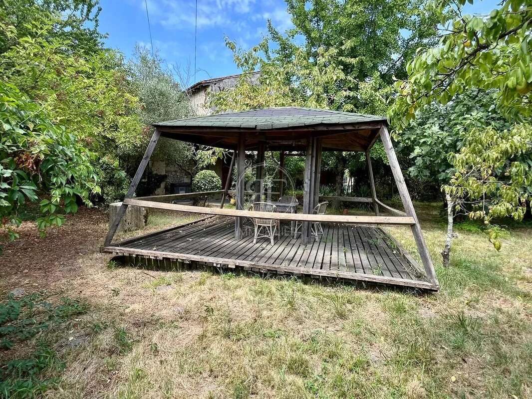 Maison à LA LANDE-DE-FRONSAC
