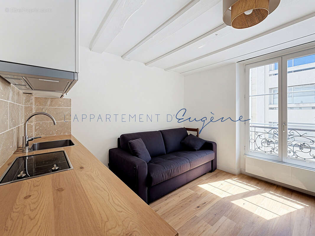 Appartement à PARIS-15E