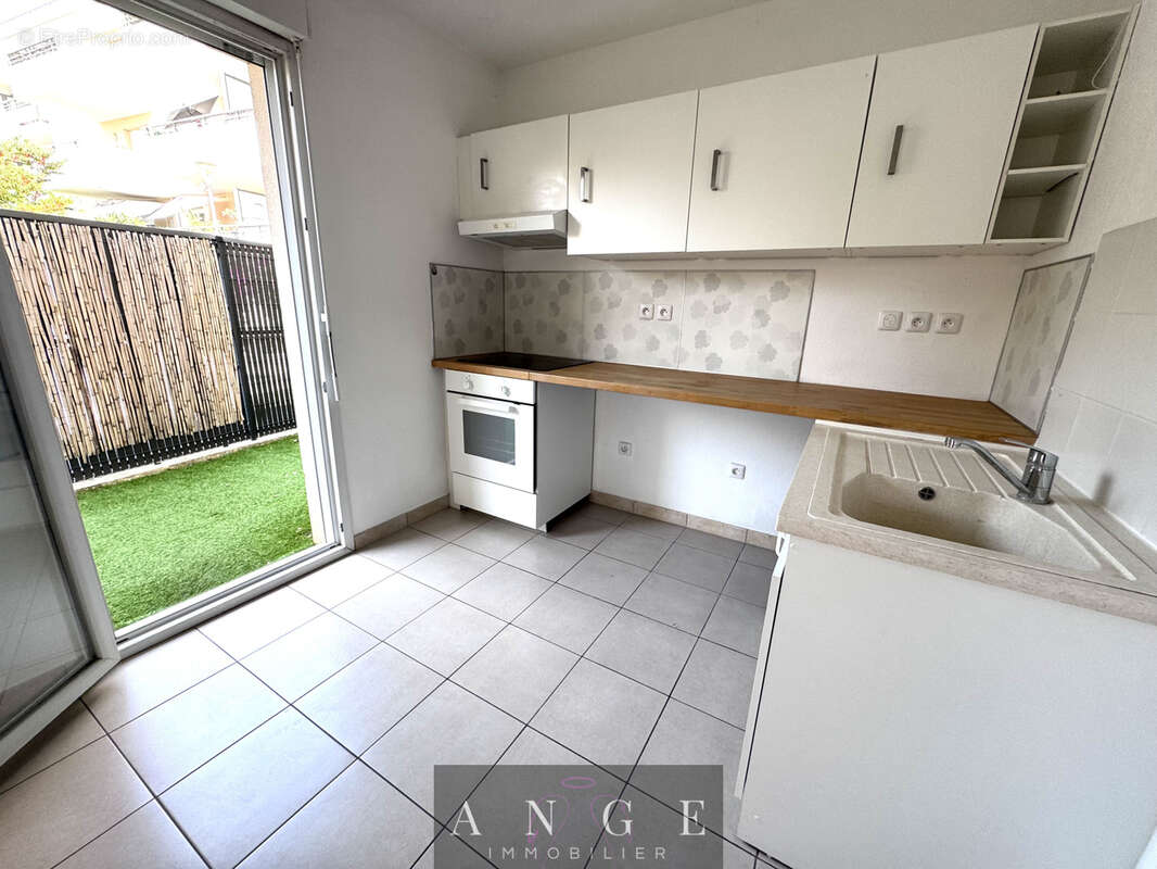 Cuers - residence standing- appartement t2 au calme + 2 parkings - photo 6