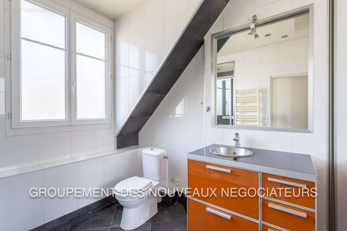 Appartement à PARIS-15E