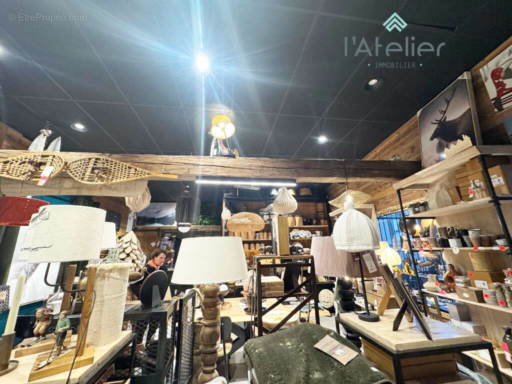 Commerce à SAINT-LARY-SOULAN