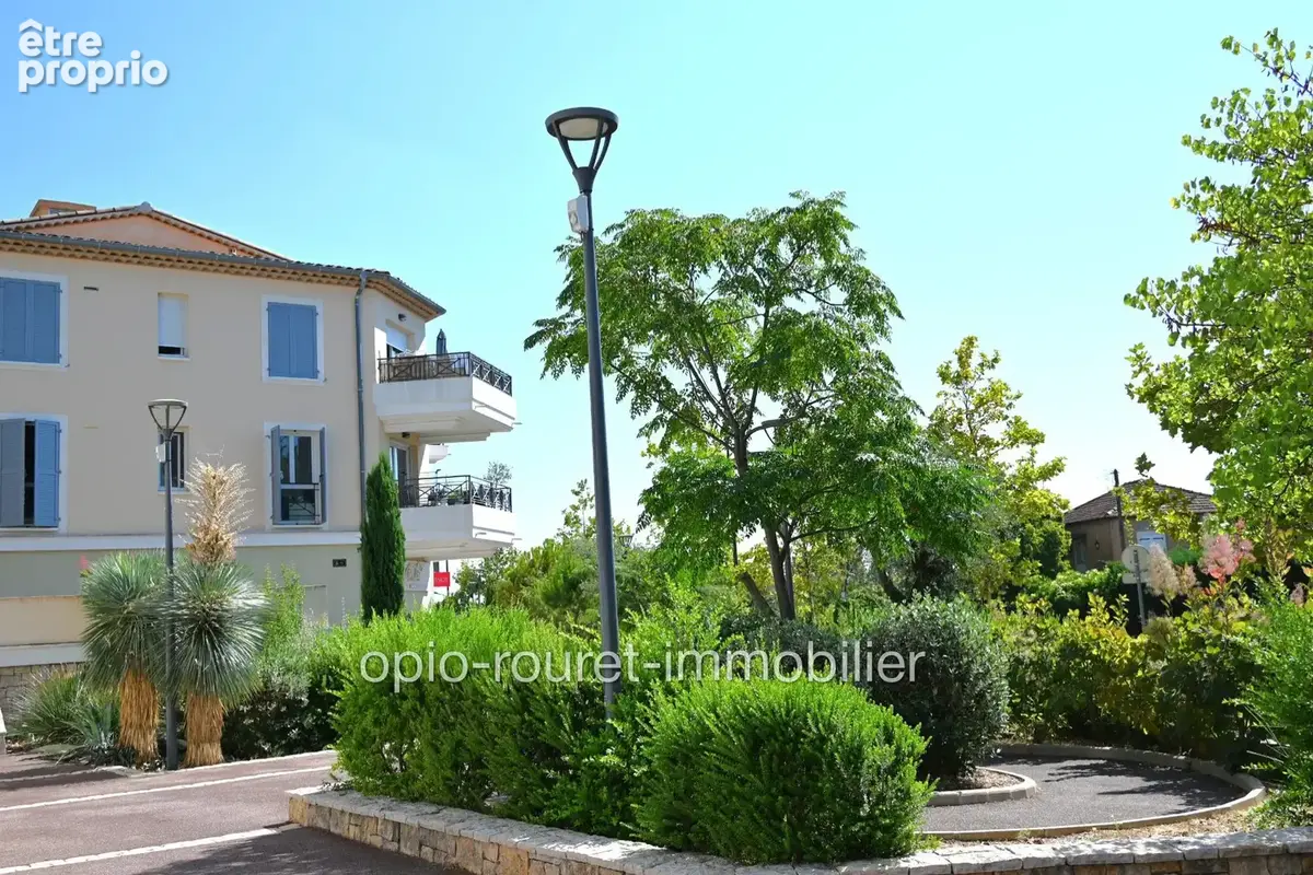 Appartement 65 m² à Le Rouret  - photo 3