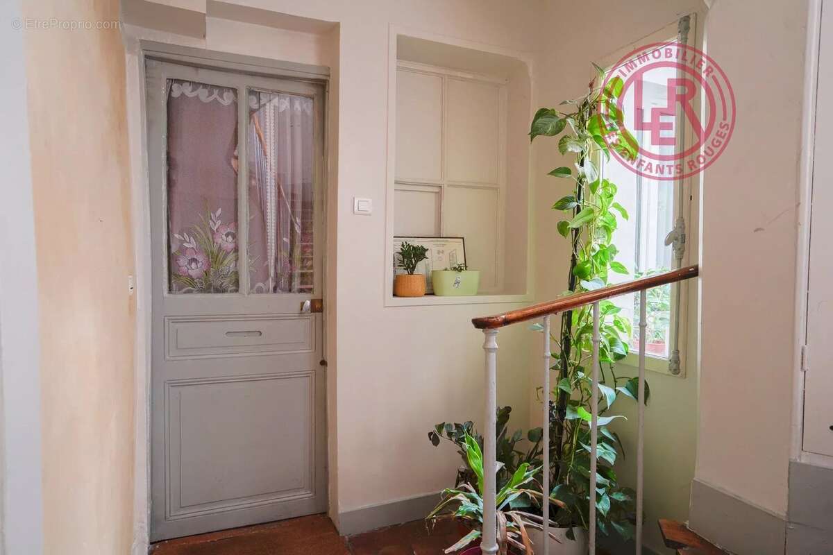 Appartement à PARIS-3E
