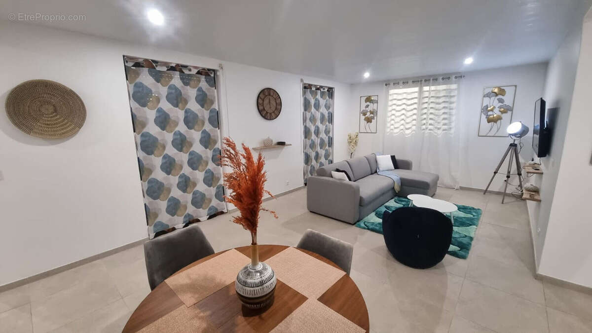Maison 118 m² à Cayenne  - photo 5