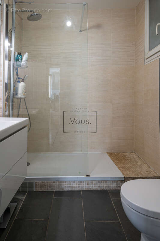 Appartement à PARIS-10E