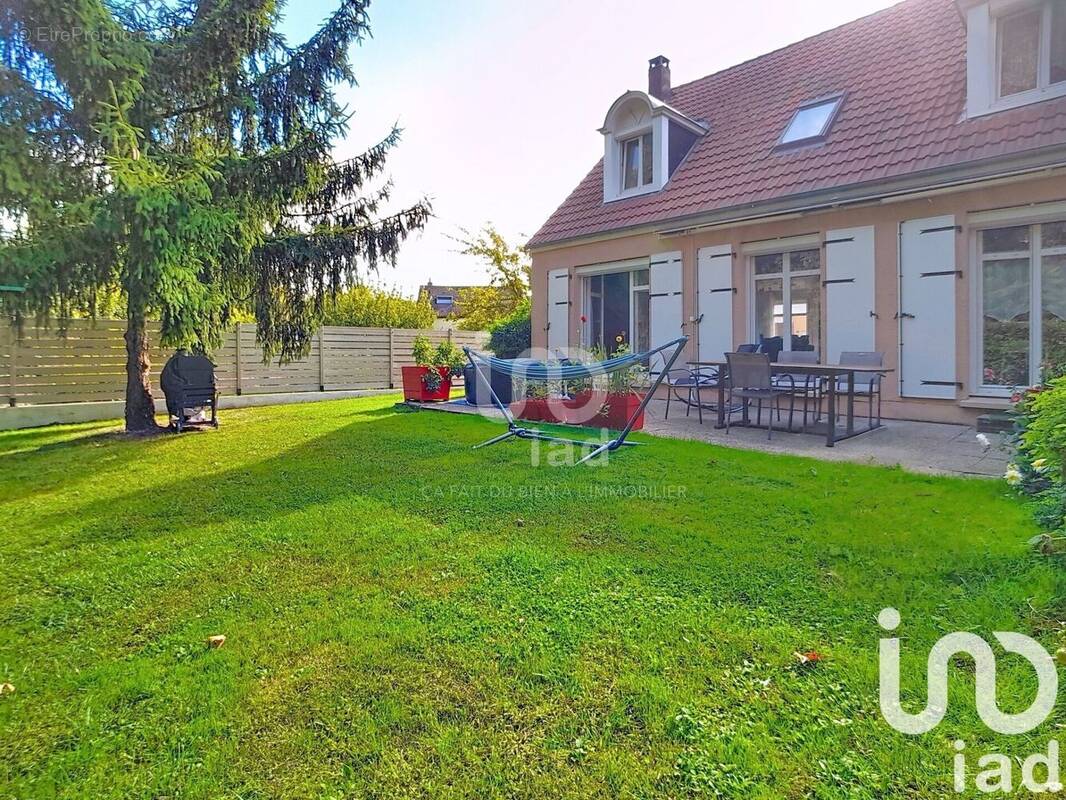 Photo 1 - Maison à LA QUEUE-EN-BRIE