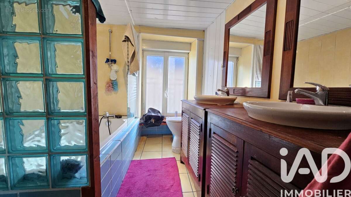 Photo 2 - Maison à MINIAC-MORVAN