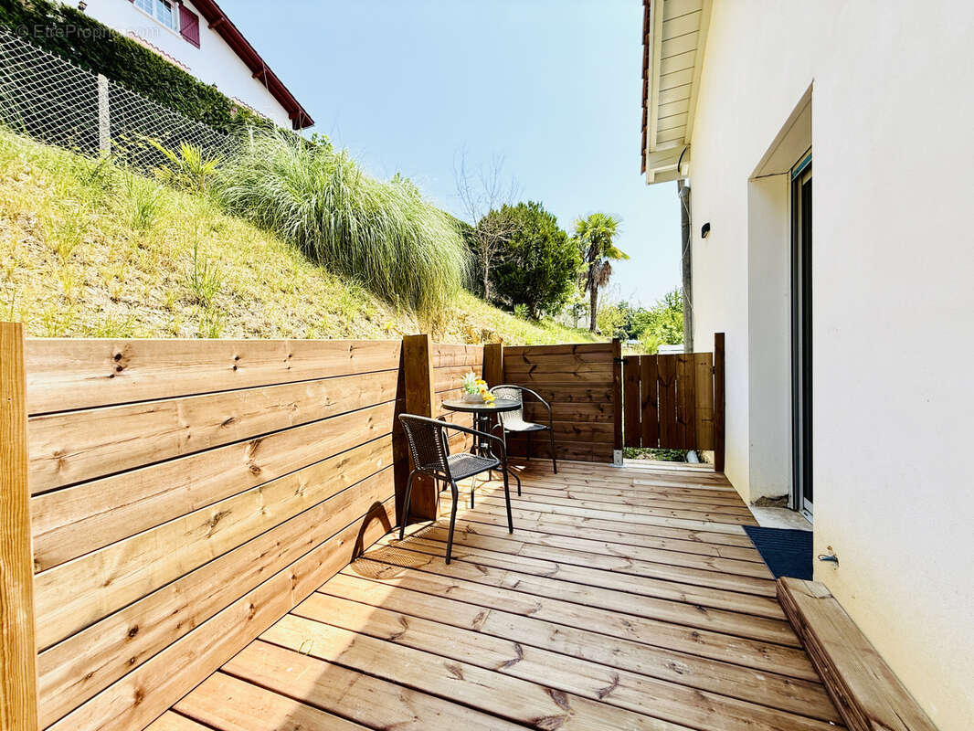 Élégante propriété entièrement rénovée   Exposition Sud   Vue Pyrénées   Piscine chauffée - photo 19