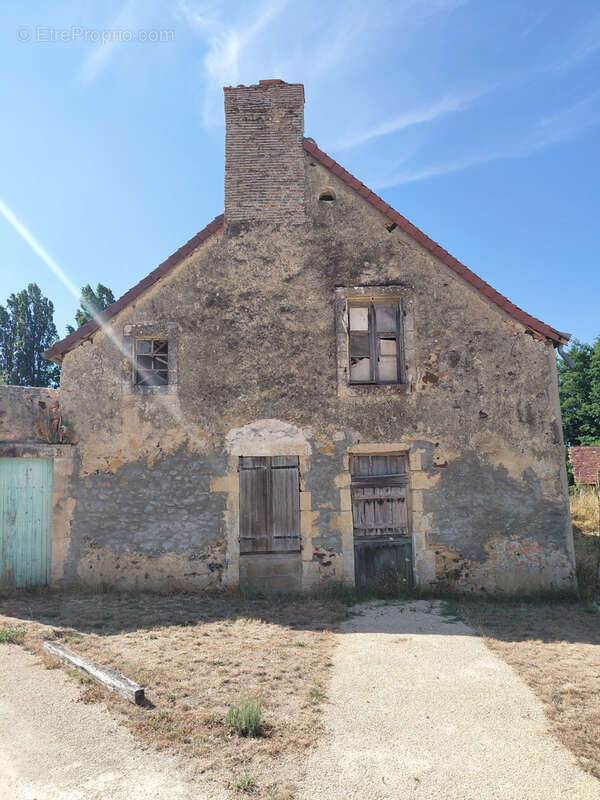 Maison à rénover située entre La Flèche et Baugé... - photo 6