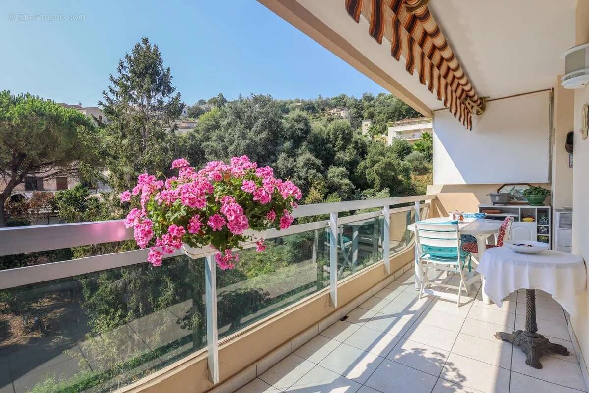 Appartement à MANDELIEU-LA-NAPOULE