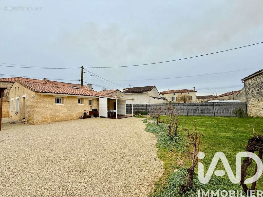 Photo 9 - Maison à MANSLE