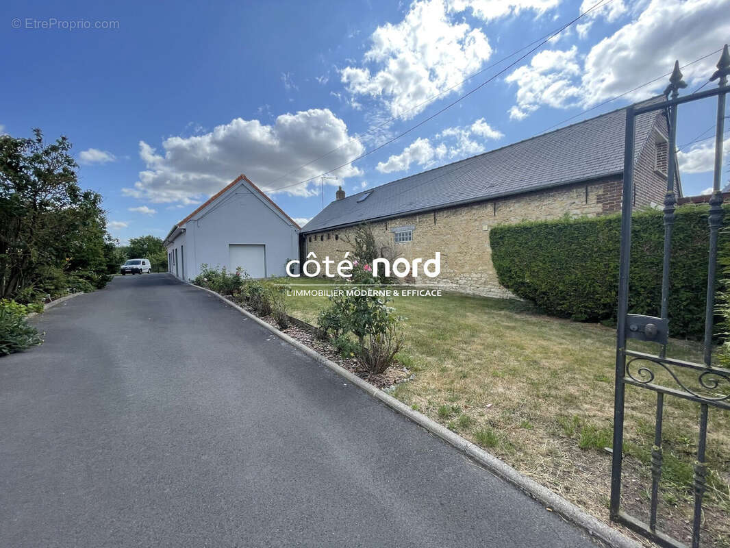 Maison 135 m² à Cambrai  - photo 2