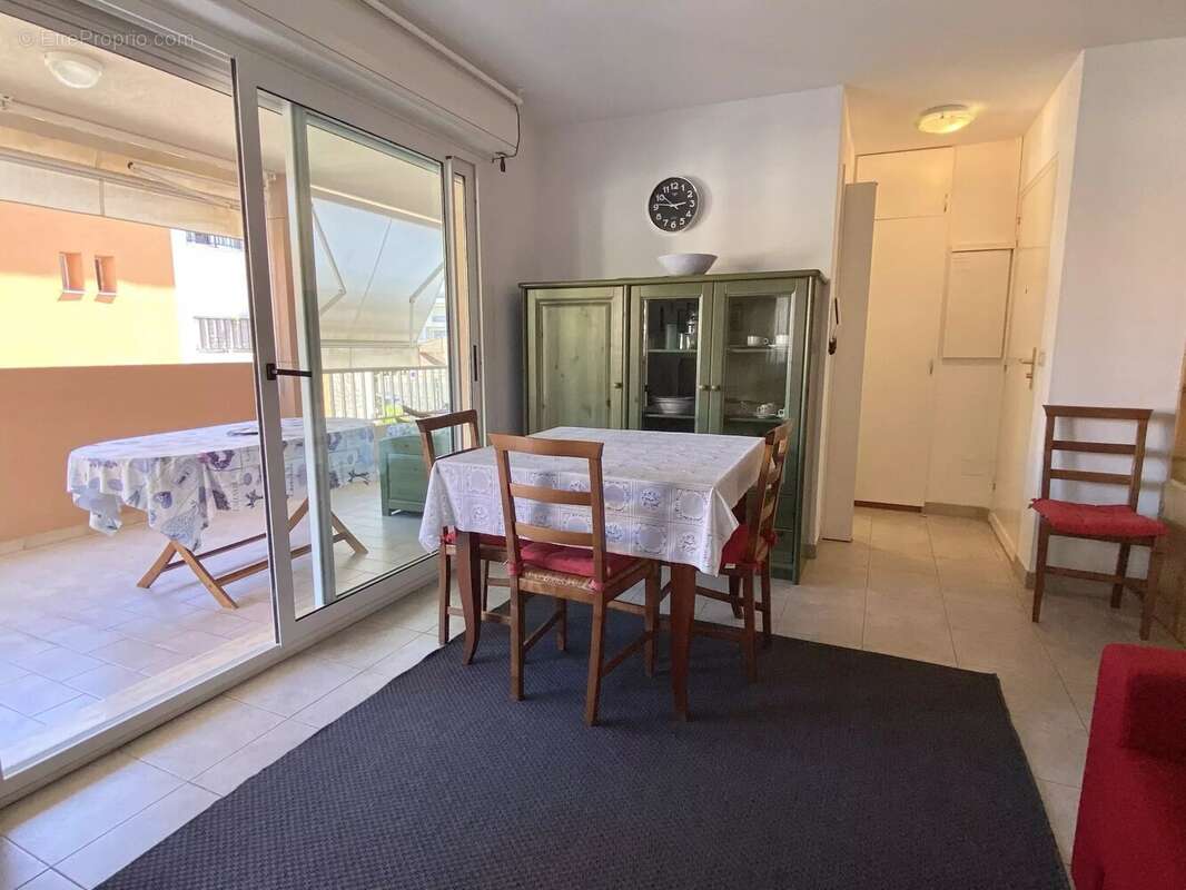 Appartement à ROQUEBRUNE-CAP-MARTIN