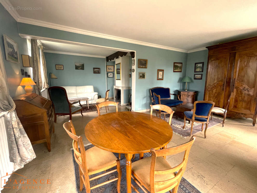 Maison à QUINCY-VOISINS